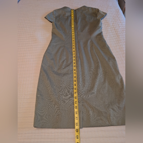 Antonio Melani Sage Green Sheath Dress Size 8 | Cap Sleeve Knee Length Work Dres - Picture 7 of 9